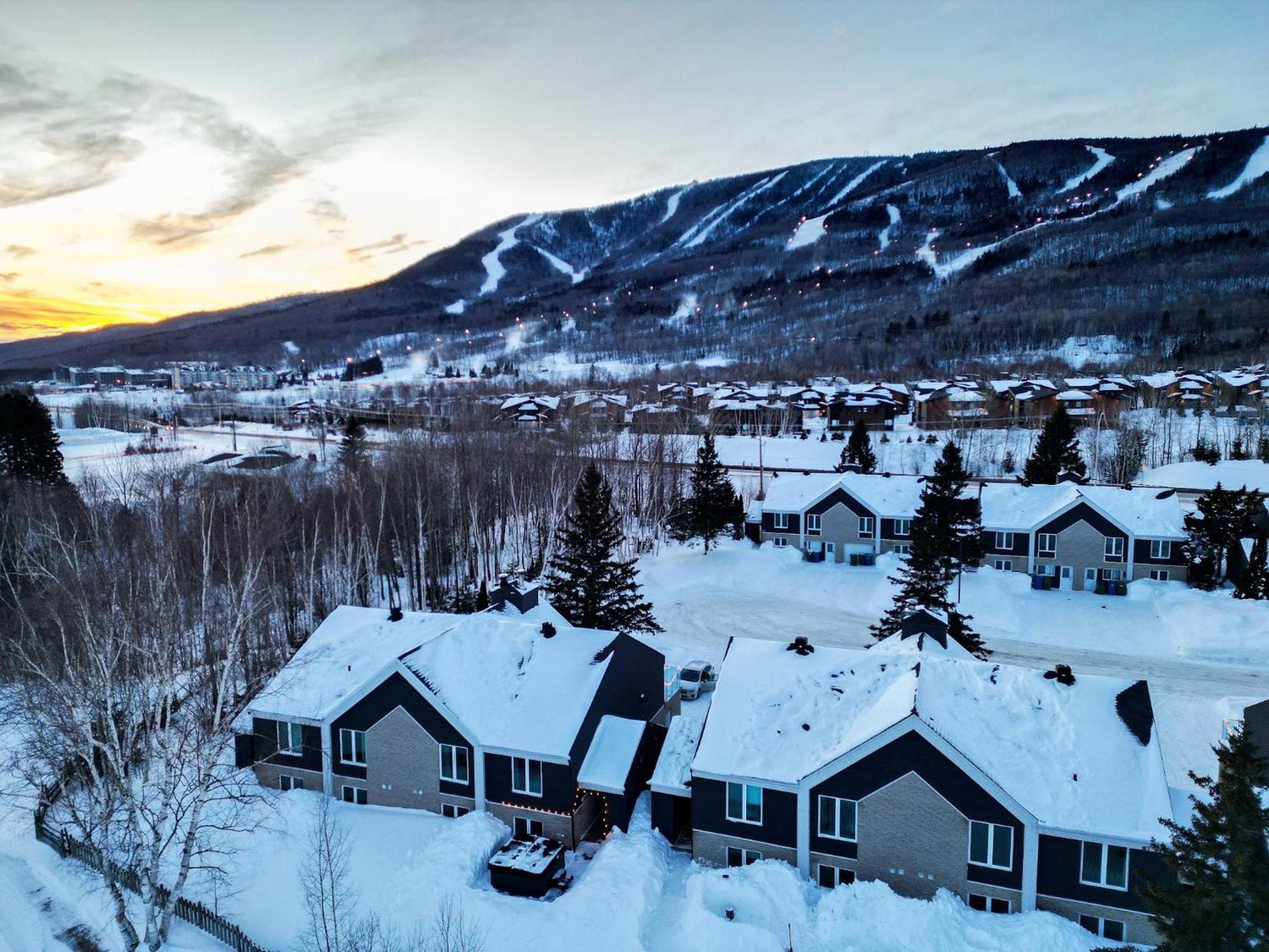 Chalets Montmorency Mont-Sainte-Anne Extérieur photo